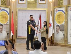 Menpora Dito Lepas Pendaki Muda Usia 17 Tahun Pendakian Gunung Aconcagua