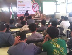 Kemenpora Sosialisasi Relawan Muda Anti Merokok