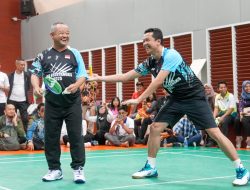 Penutupan Liga Bulutangkis Kemendikdasmen Berlangsung Meriah di Hadiri Wamenpora Taufik
