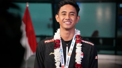 Jejak Emas Alwi Farhan: Tumbangkan Peringkat 3 Dunia di Debut Sudirman Cup
