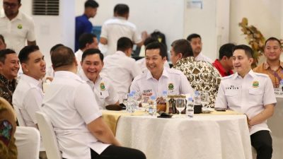 Wamenpora Taufik Hidayat Hadiri HUT PBSI ke-74: Bersatu Bangun Generasi Emas Bulu Tangkis